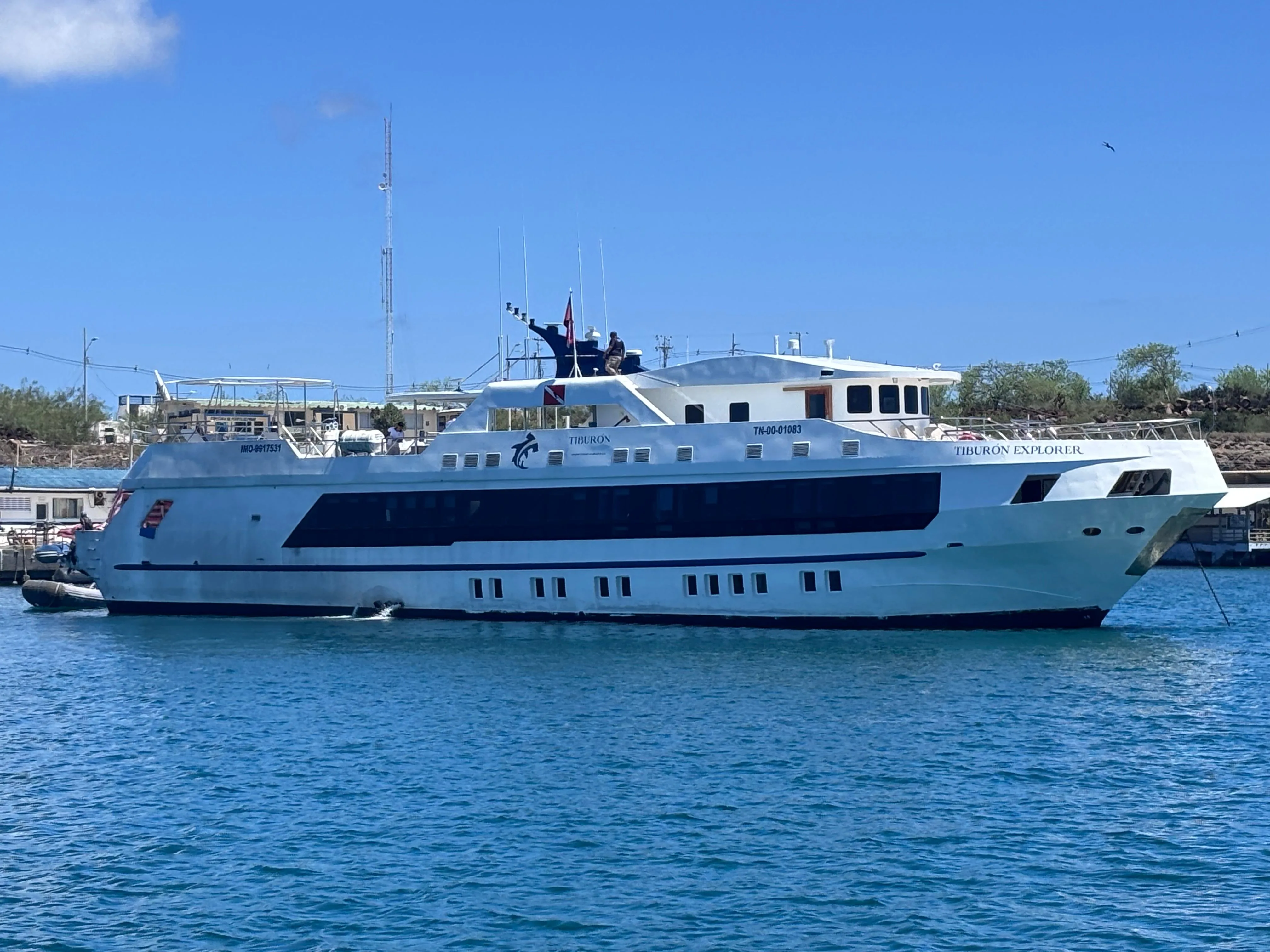 Side profile of Tiburon Explorer seen from the water