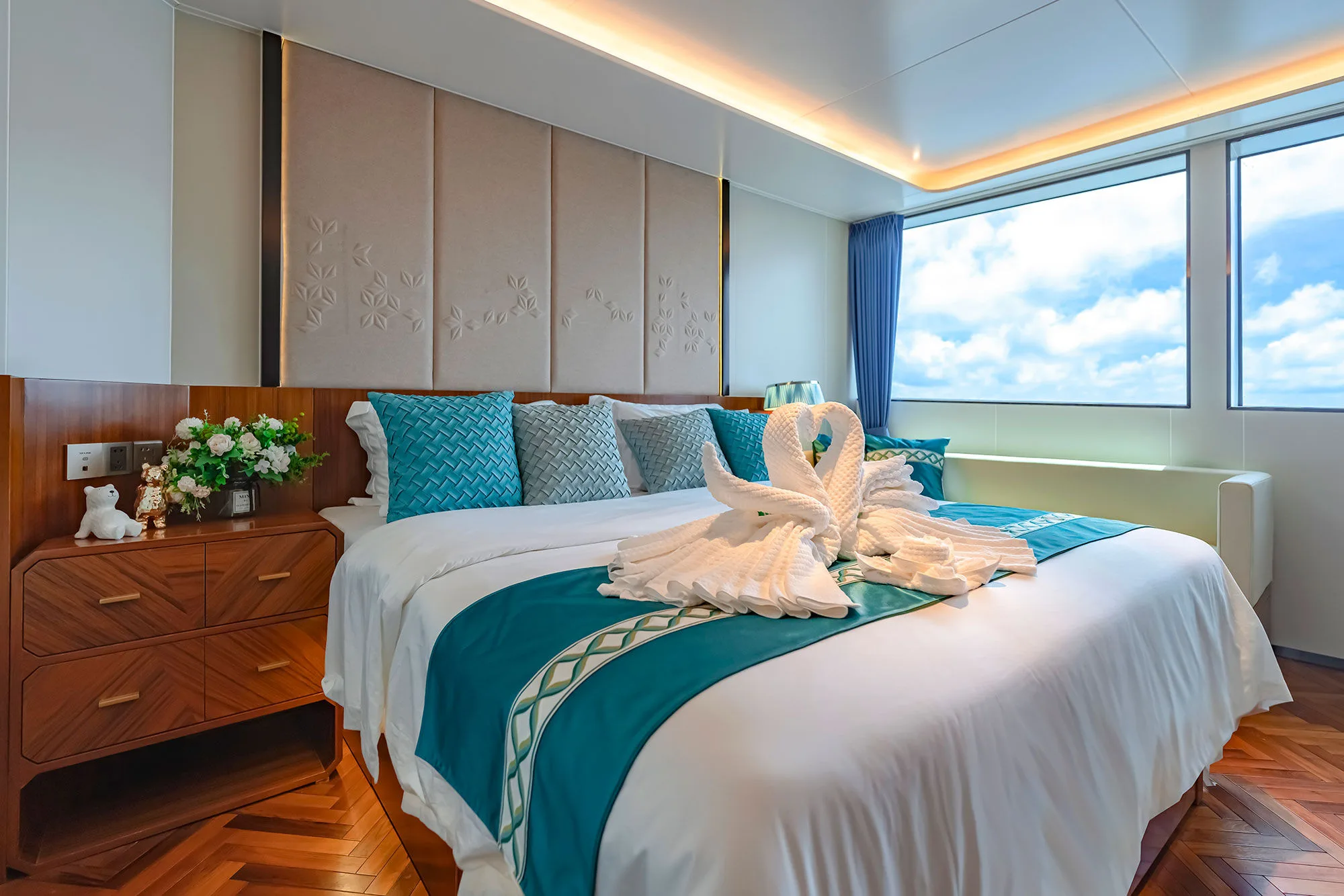 Junior Suite White Pearl с двуспальной кроватью