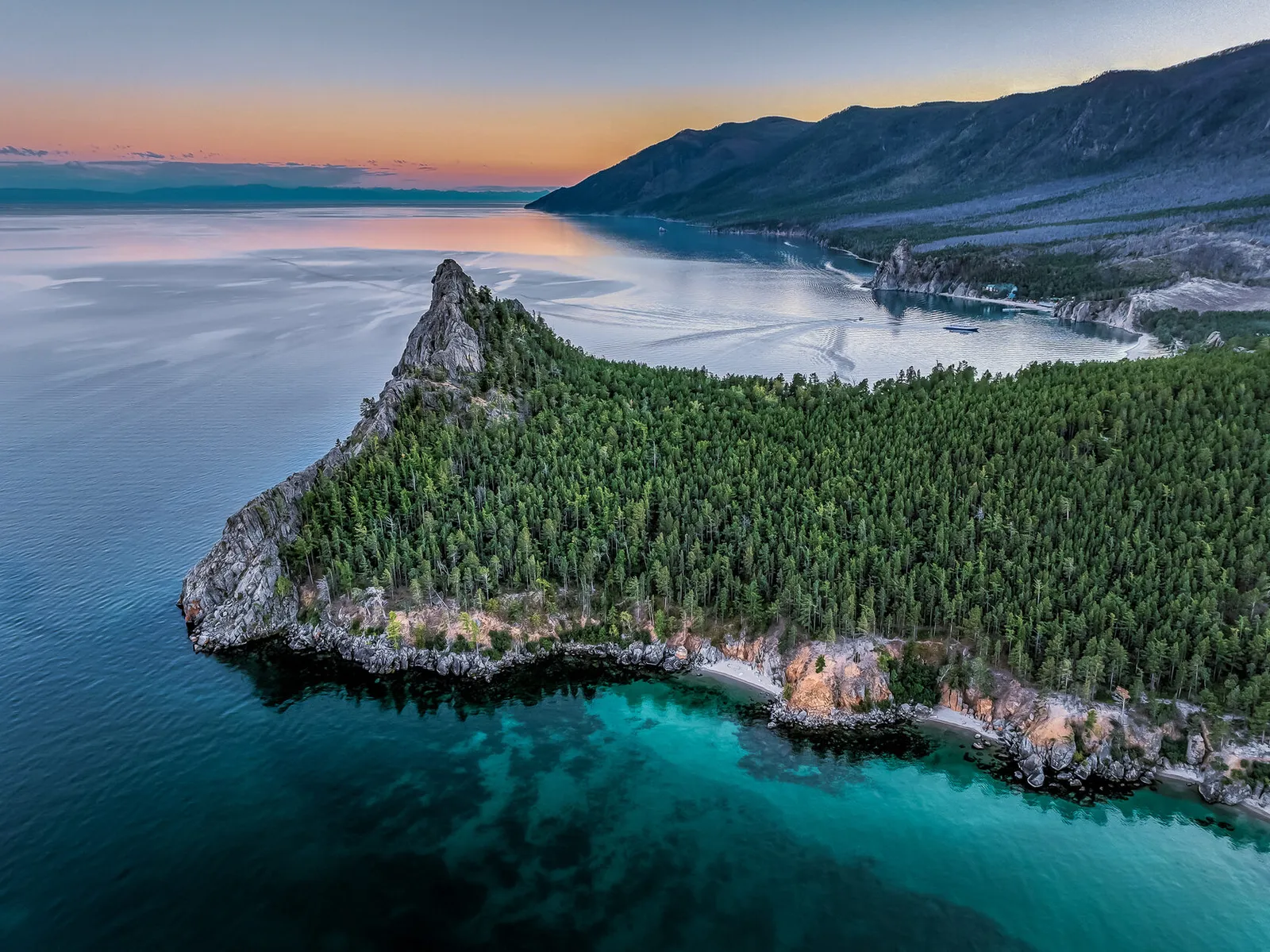 Байкал с высоты птичьего полёта