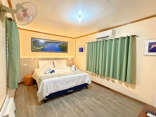 Poolside Room — интерьер