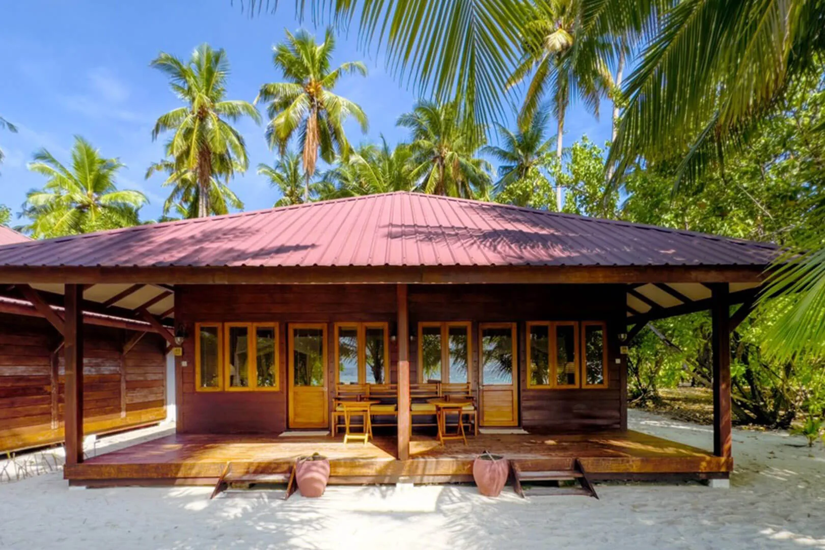 Superior Beach Villa — вилла в зелени острова
