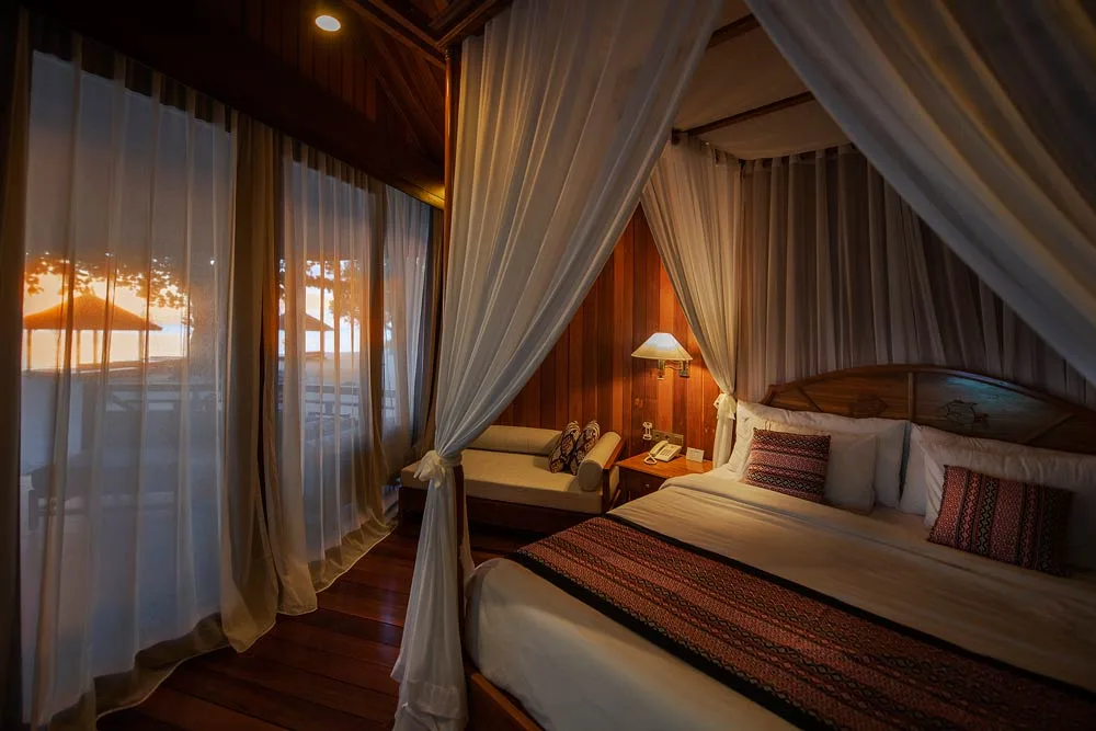 Evening light in a Deluxe bungalow