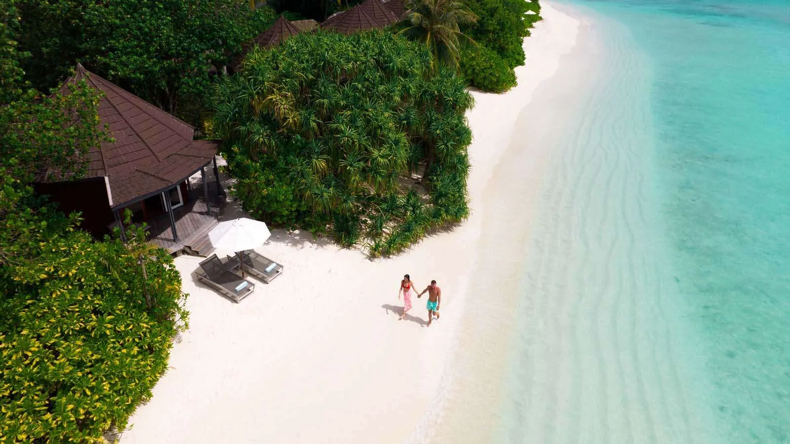 Premium Jacuzzi Beach Villa — вилла на пляже