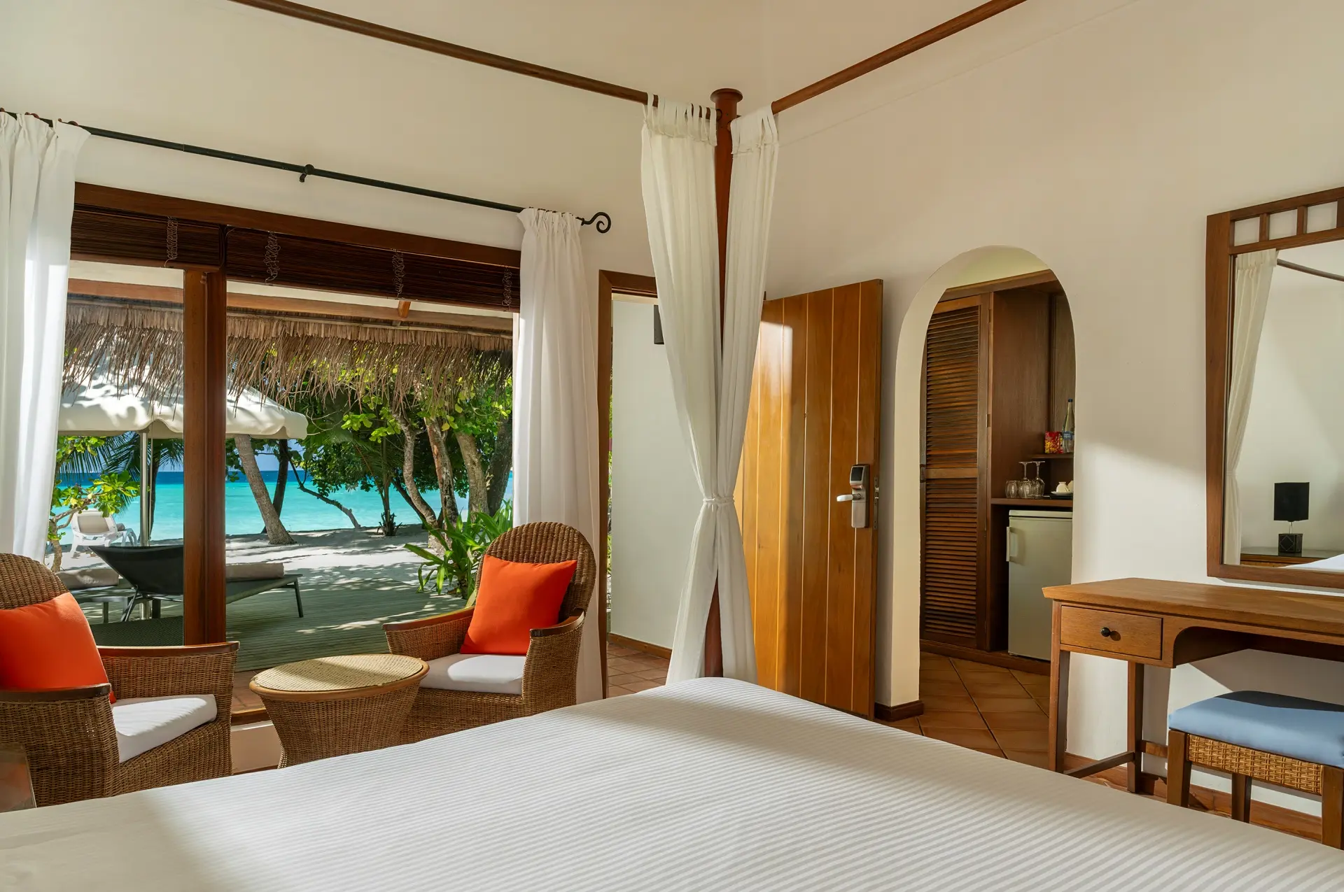 Deluxe Beach Villa — интерьер виллы