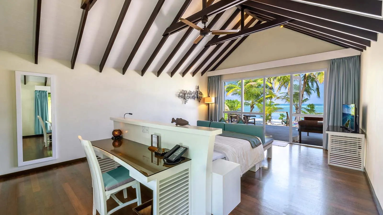 Deluxe Beach Villa — гостиная зона