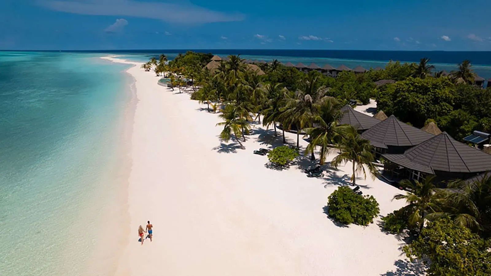Sangu Jacuzzi Beach Villa — пляж Sangu с высоты