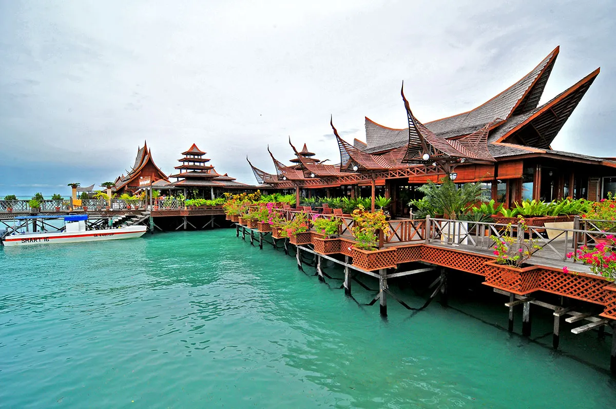 The resort seen from the sea