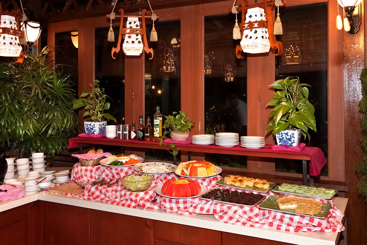 Buffet in the dining hall
