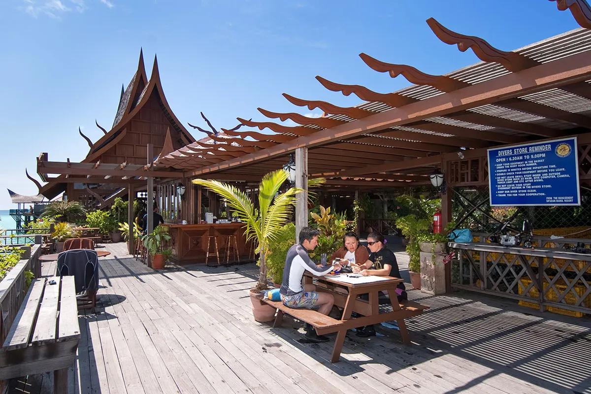 The divers deck