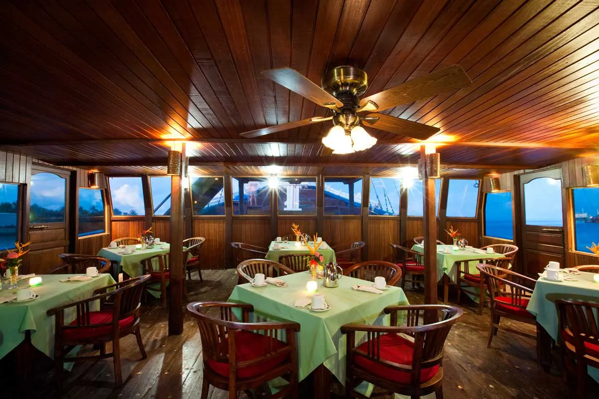 The restaurant on the main deck of the schooner