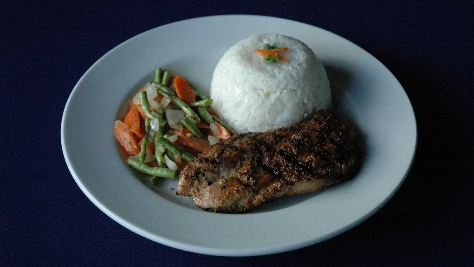Fish with rice and vegetables