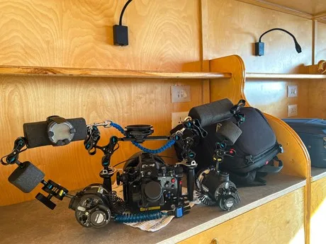 Camera room for underwater photographers