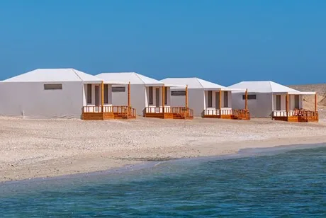 Superior tents on the shore
