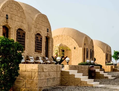 Domed sandstone Deluxe chalets