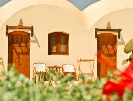 A hut with its terrace and sea view