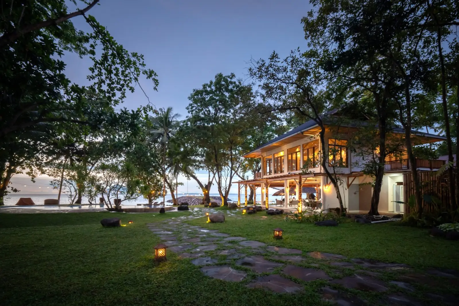 Resort buildings in the tropical garden