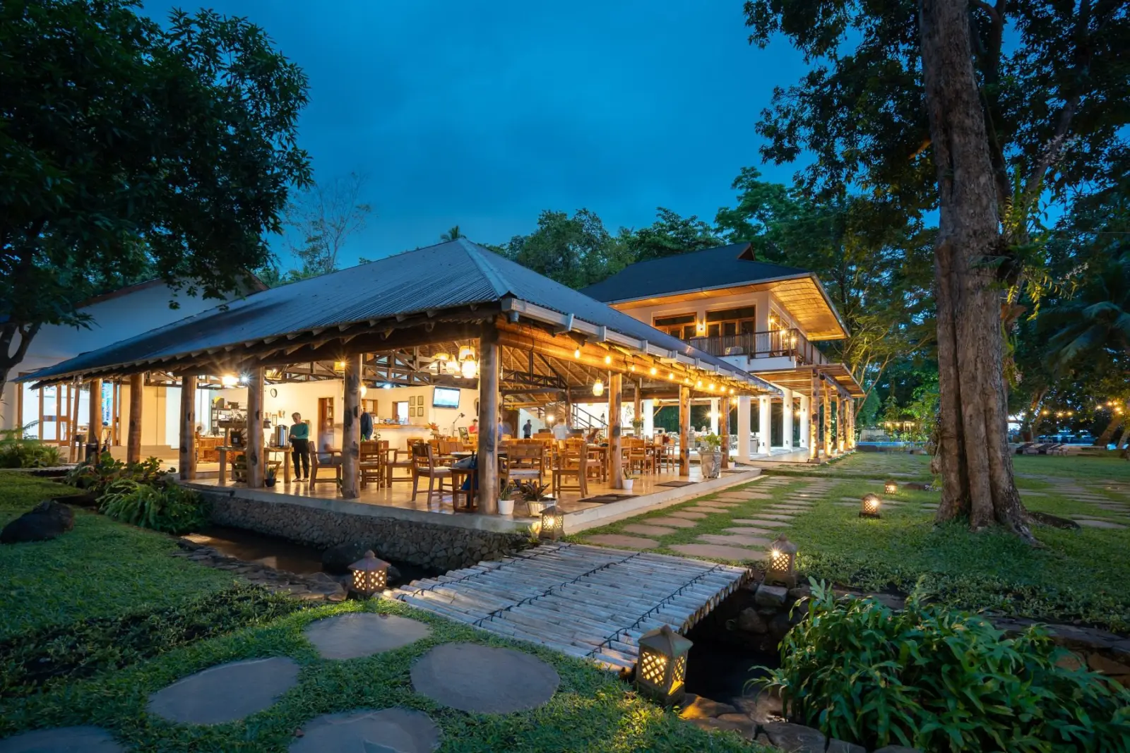 The restaurant at blue hour