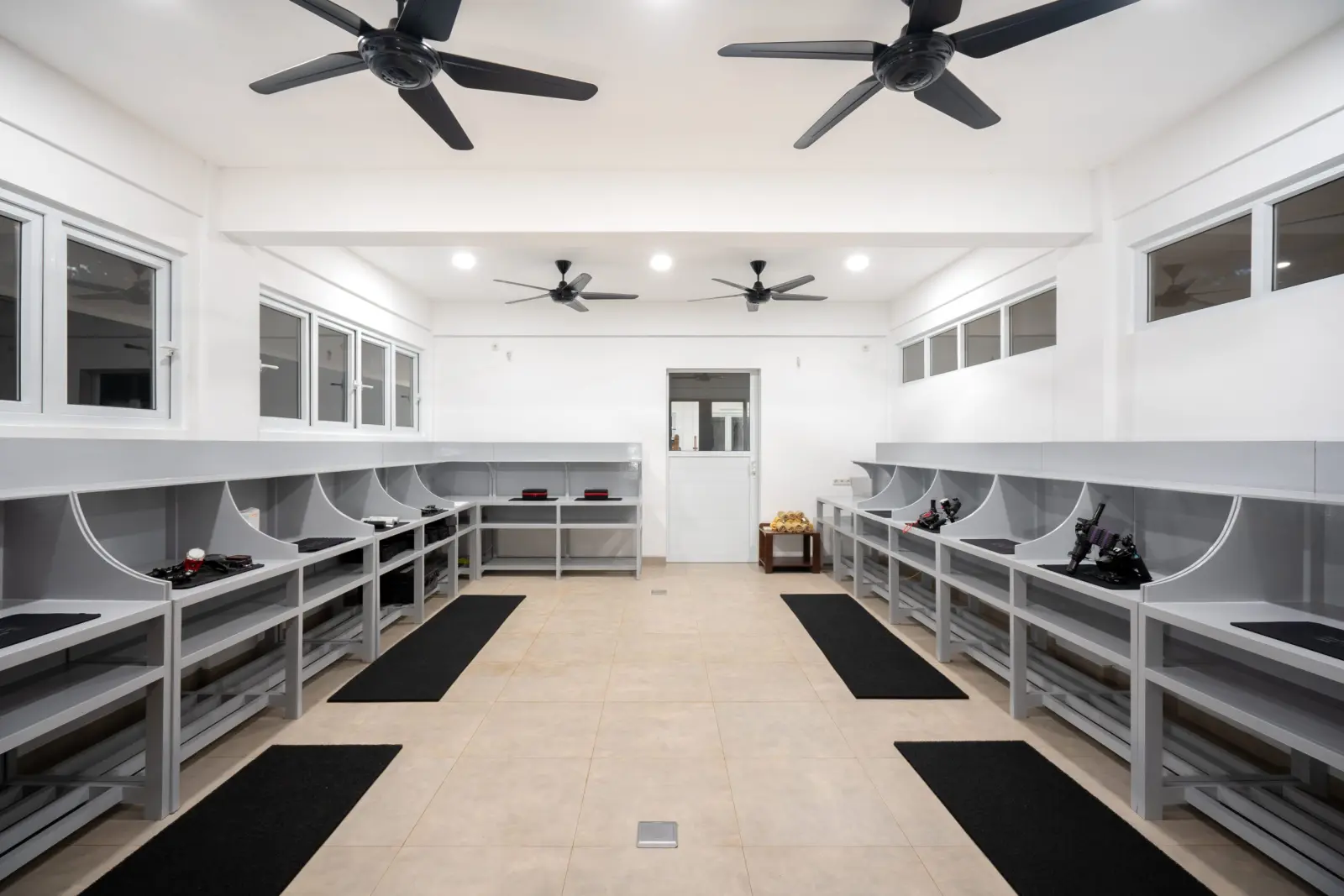 Gear lockers in the dive centre