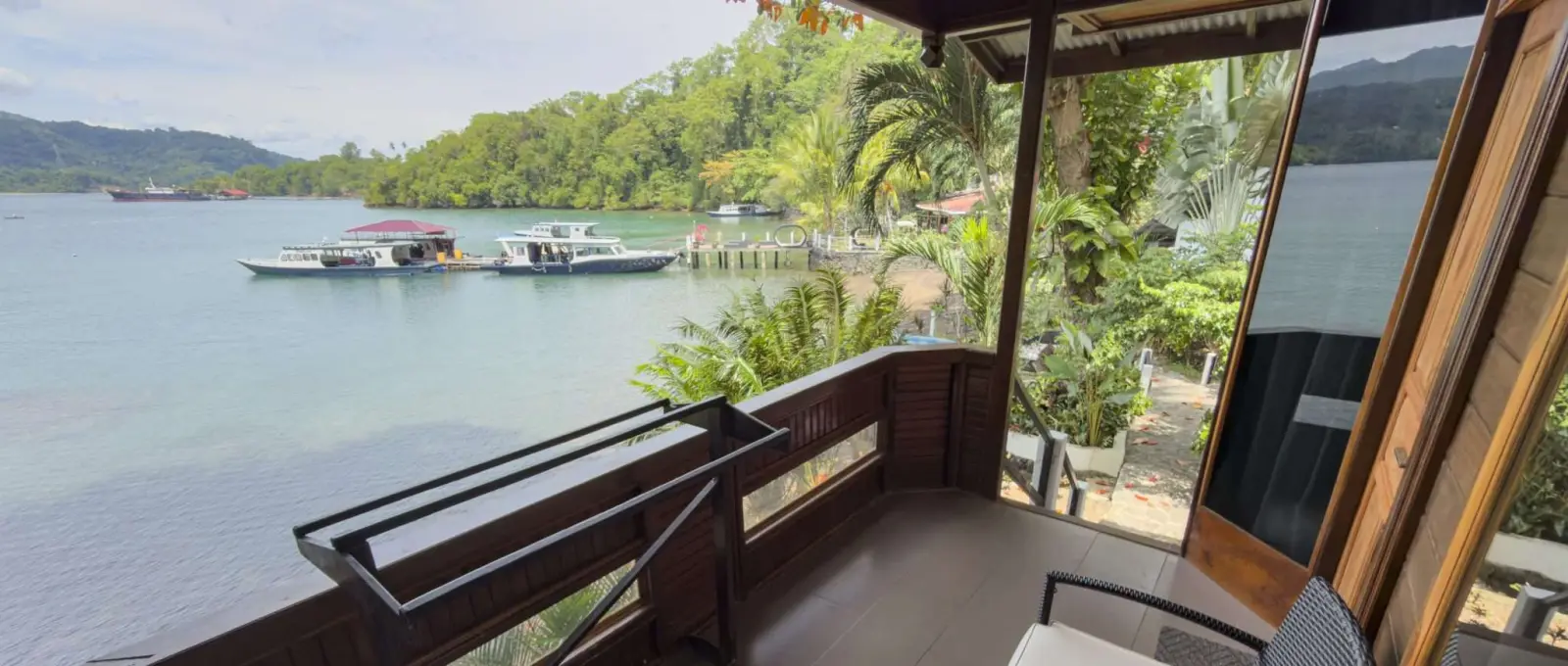 Bungalow deck over the strait