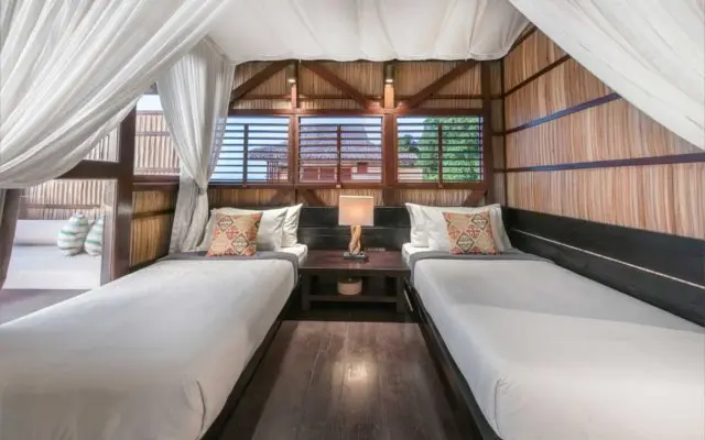 Deluxe Bungalow — размещение на четверых