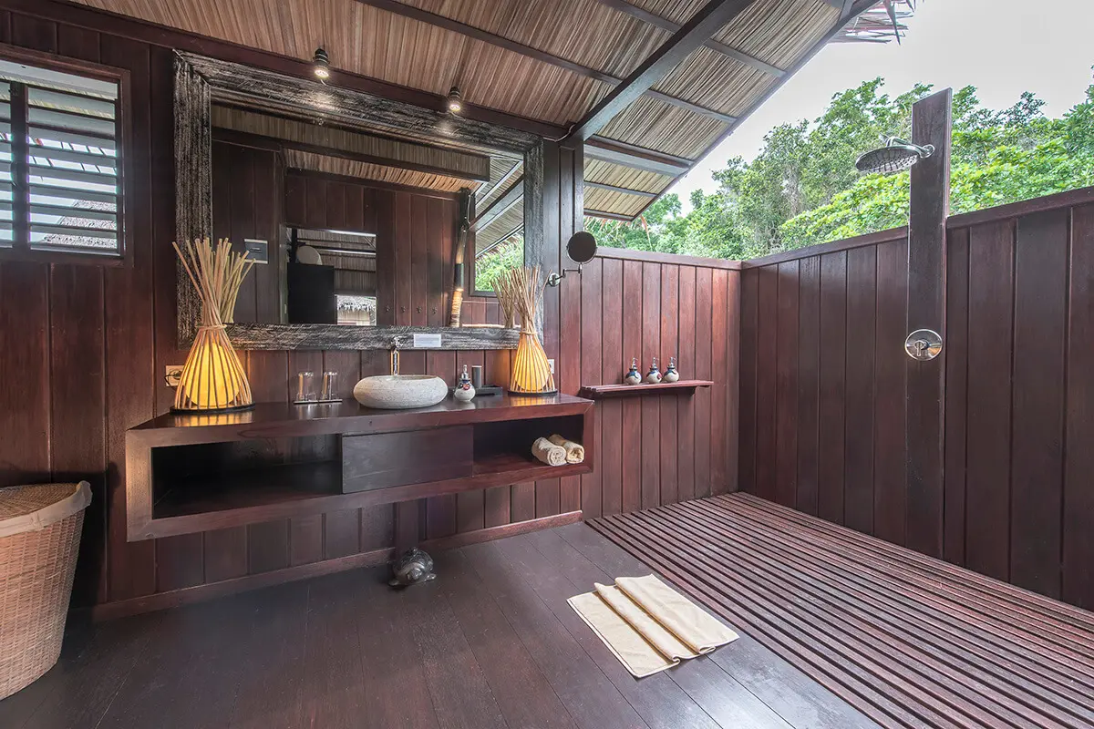 Deluxe Bungalow — ванная комната