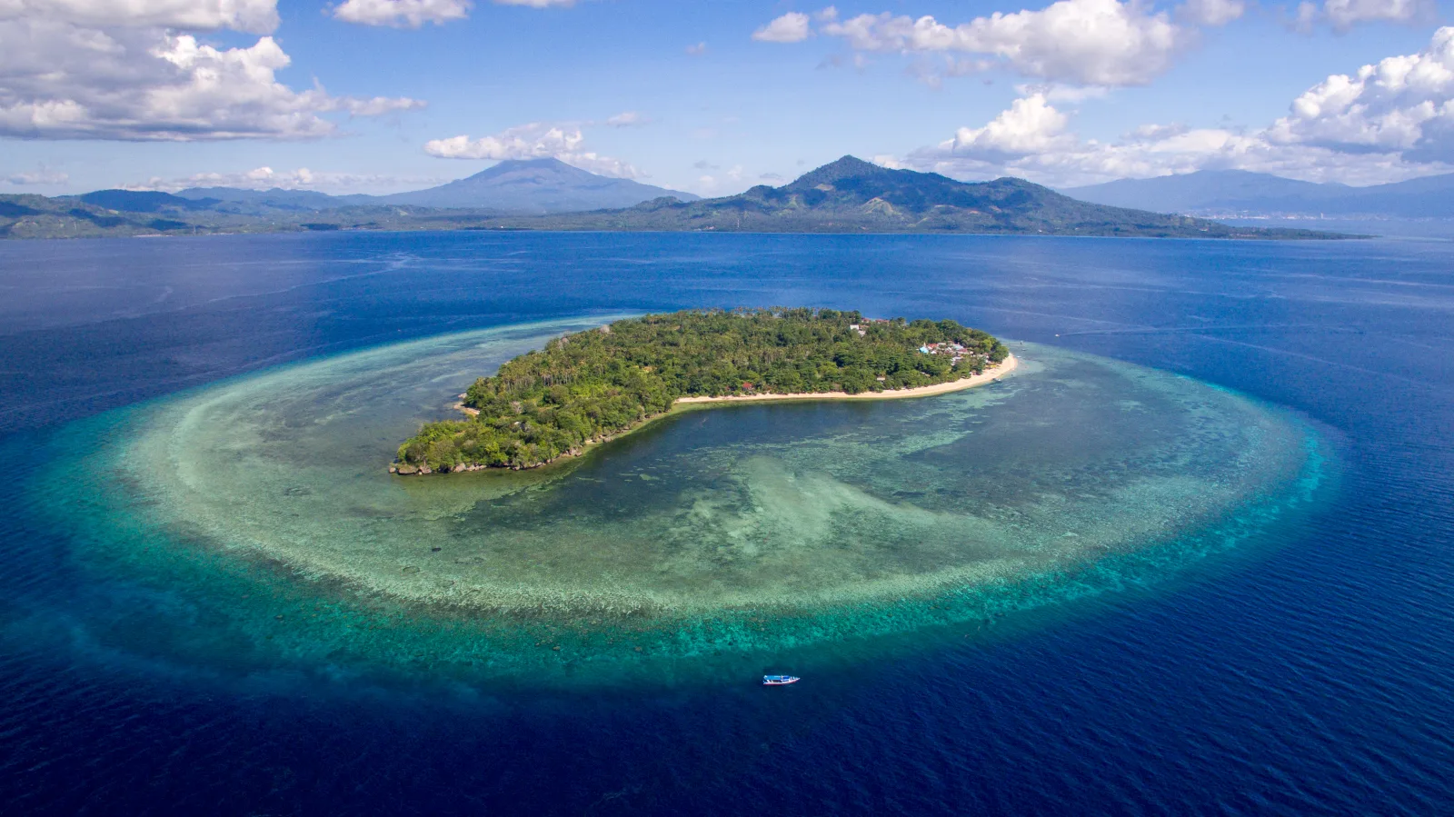 Pulau Siladen from the air