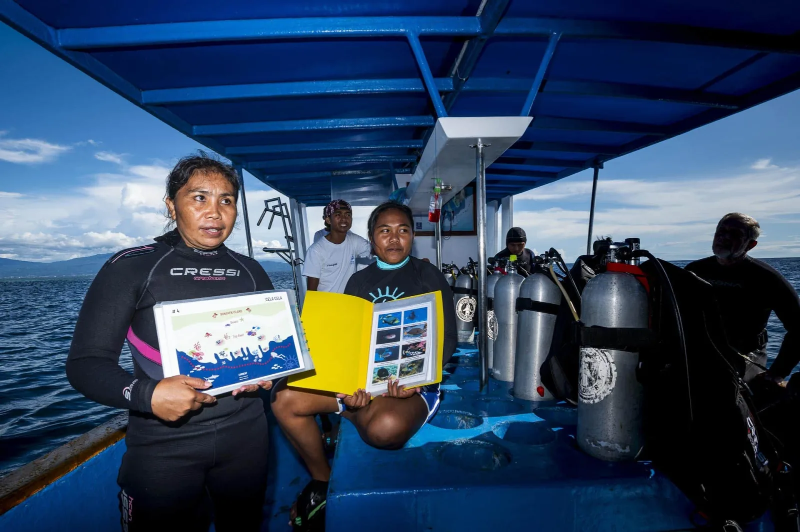 A dive briefing on board