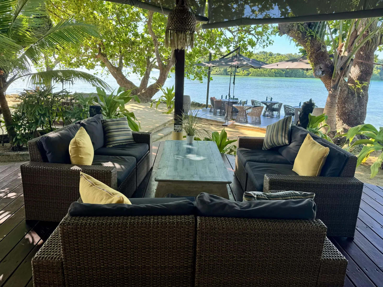 Dining room by the water
