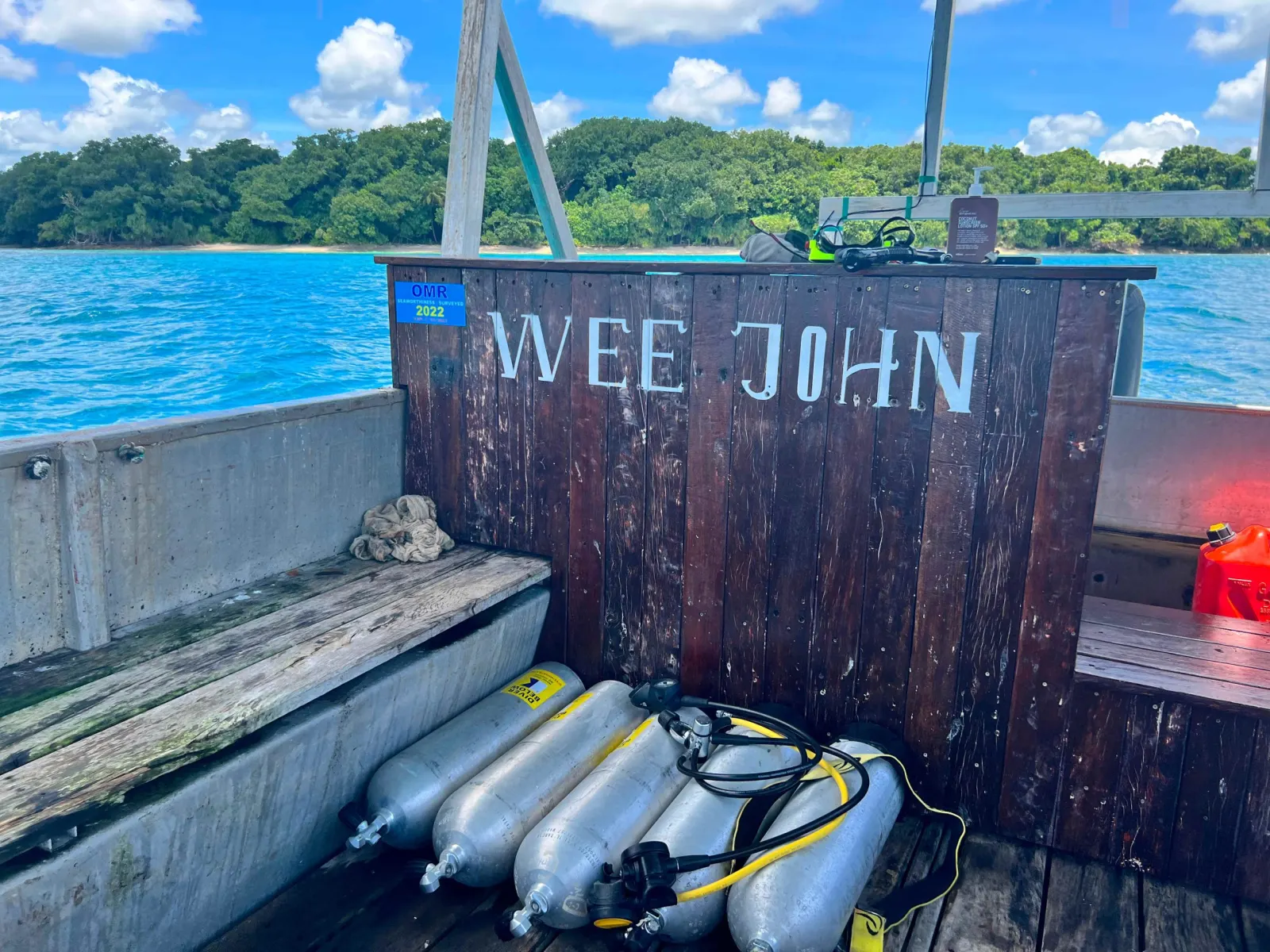 The barge Wee John used for snorkelling
