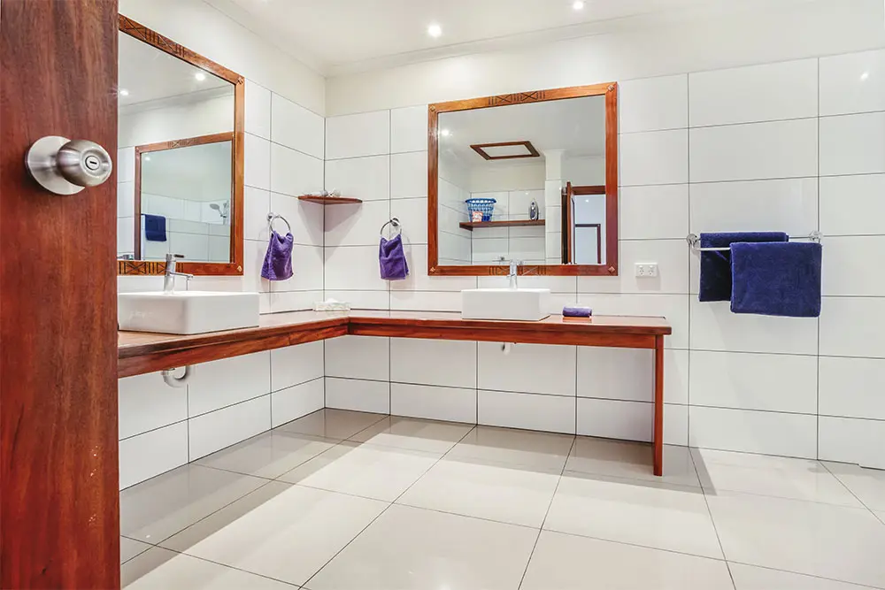 Luxury Ocean View Villa — гостиная и вид на океан